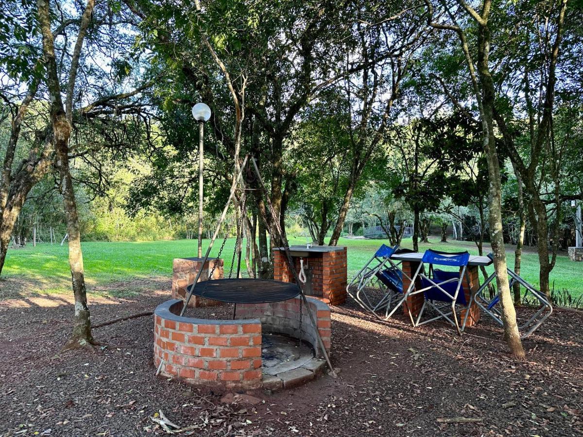 Parque Hotel Manantial Hohenau 外观 照片