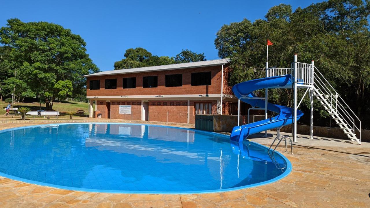 Parque Hotel Manantial Hohenau 外观 照片