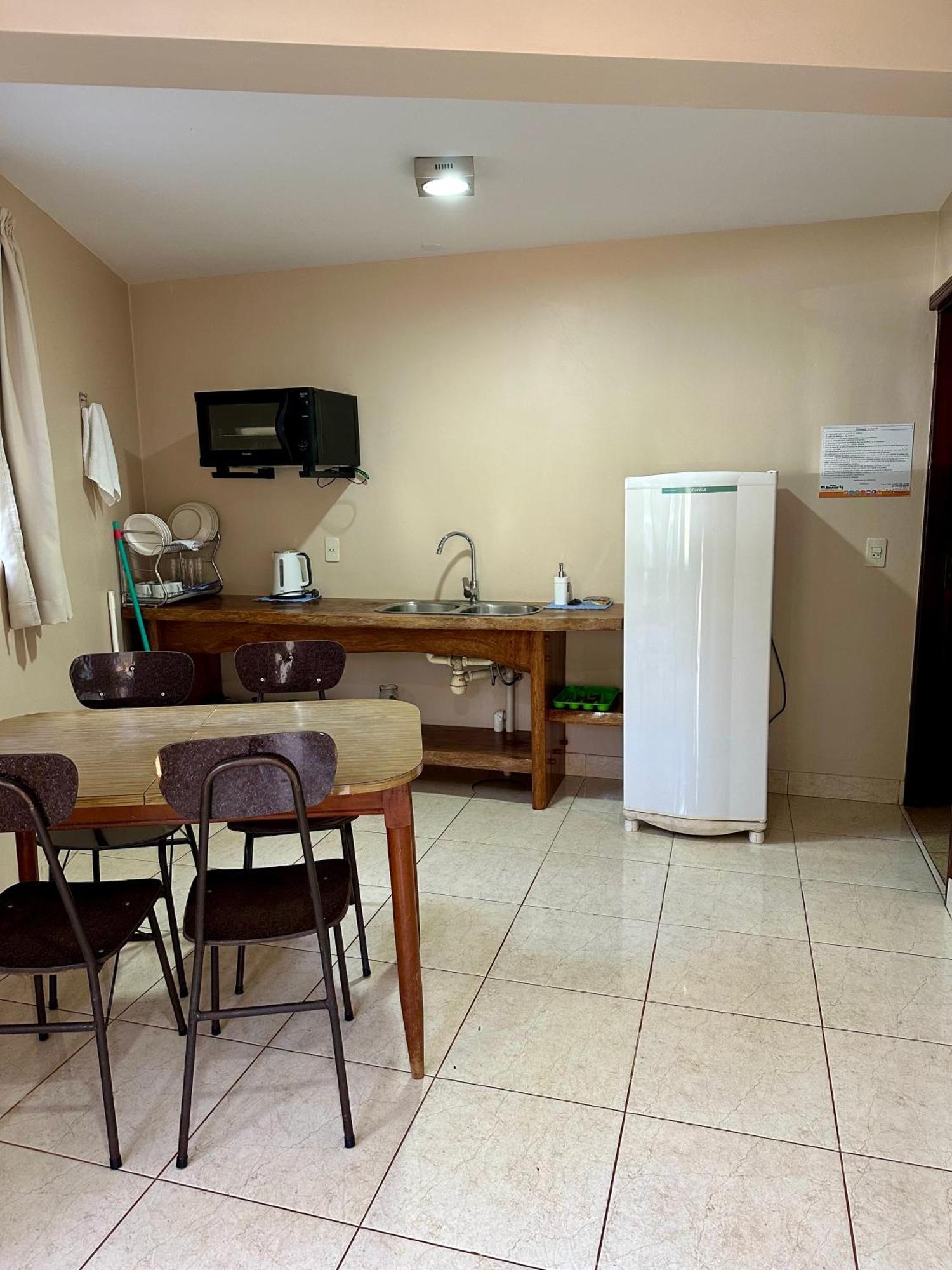 Parque Hotel Manantial Hohenau 外观 照片
